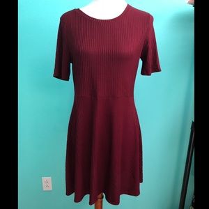 Ribbed maroon dress - skater dress